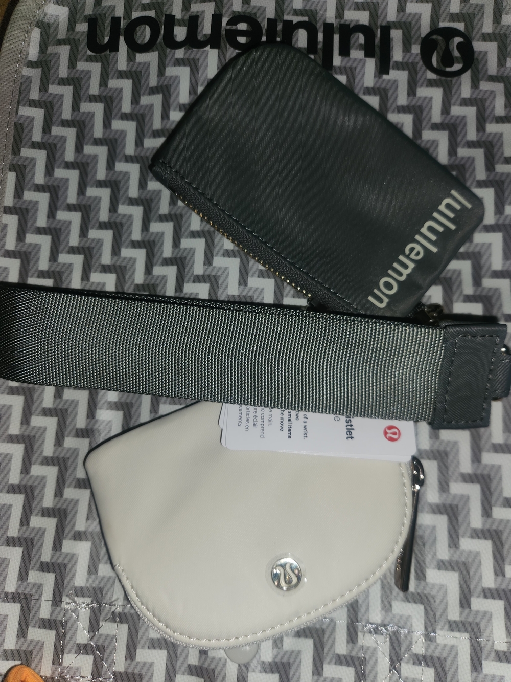 Lululemon Blue/green Sage Zip Card Holder & Cream Coin Pouch On WRISTLET